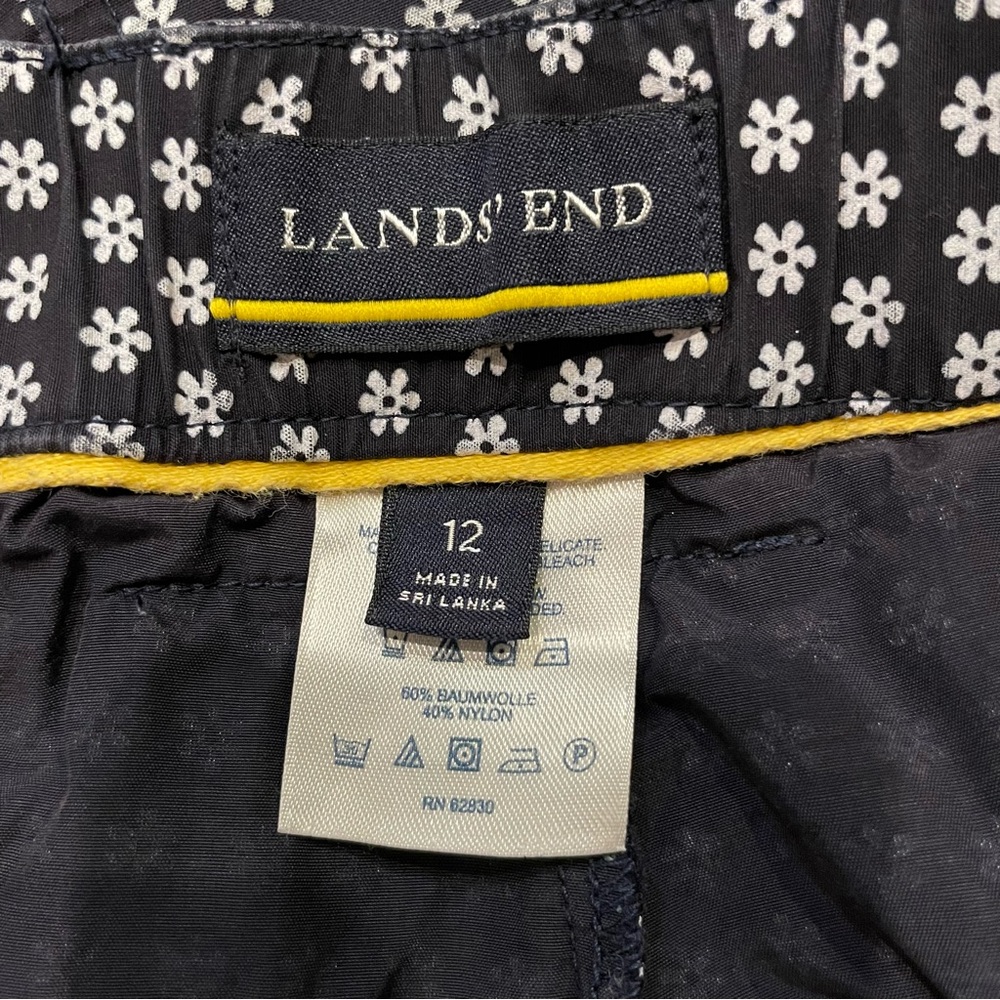 Land’s End Navy Floral Activewear Travel Skort. Size 12 - Picture 6 of 8